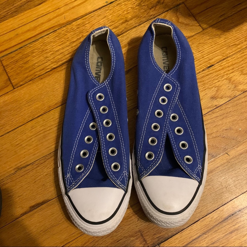 Blue Converse & White Converse